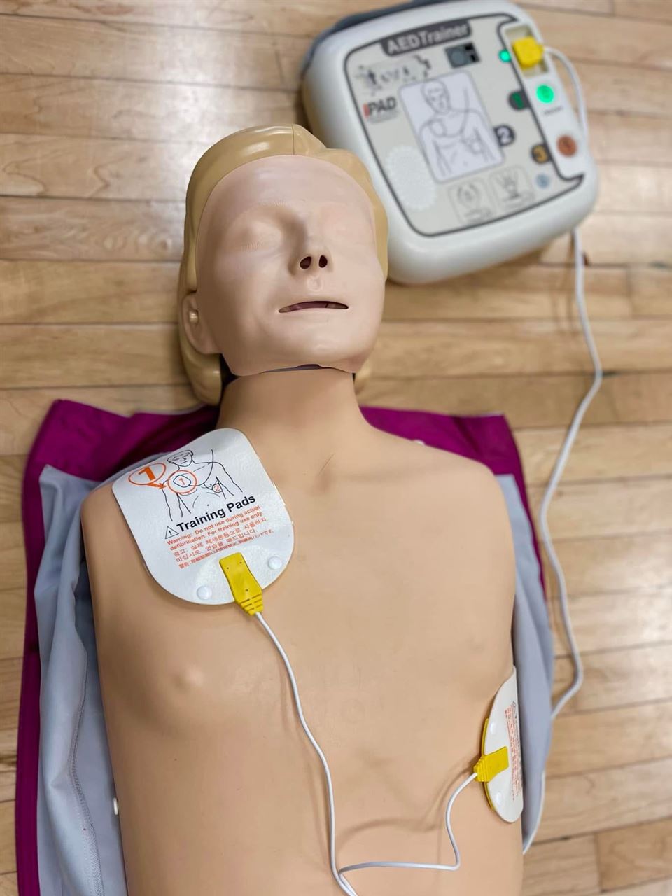The Tom Henson Charity to support their new series of Basic Life Support (CPR and Defibrillator usage) sessions. 